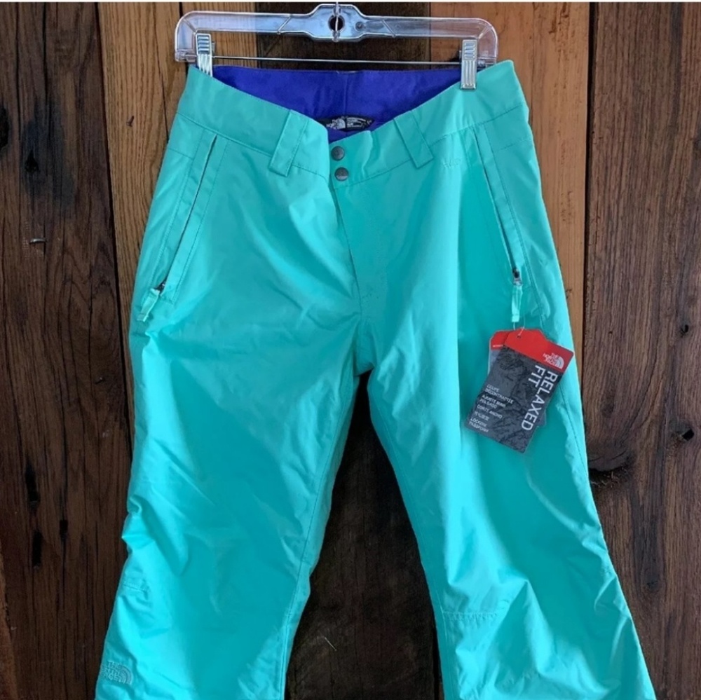 Women's Northface Sally Hyvent Snowpants